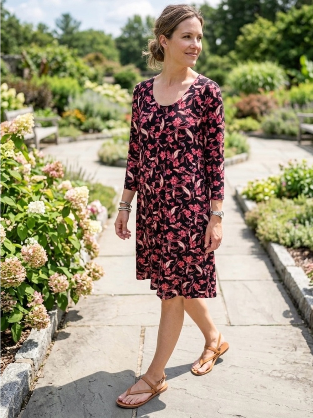 New! Garnet Hill Floral Seamed Knit Trapeze Dress Womens Size Small